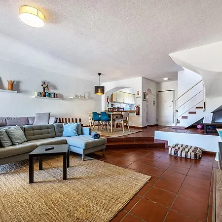 Chiringuito House - סאגרש