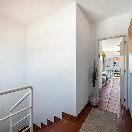 Chiringuito House - * Sagres